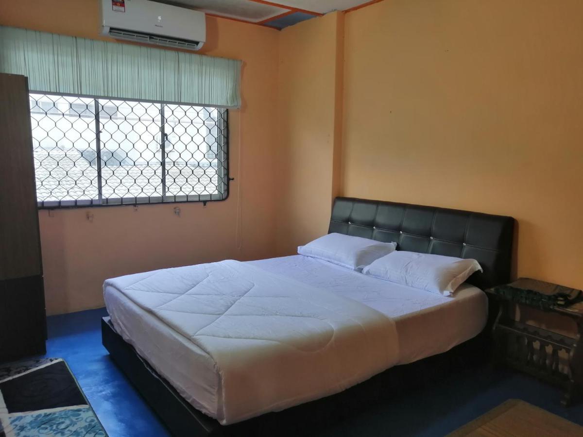 Kluang Barat Homestay מראה חיצוני תמונה