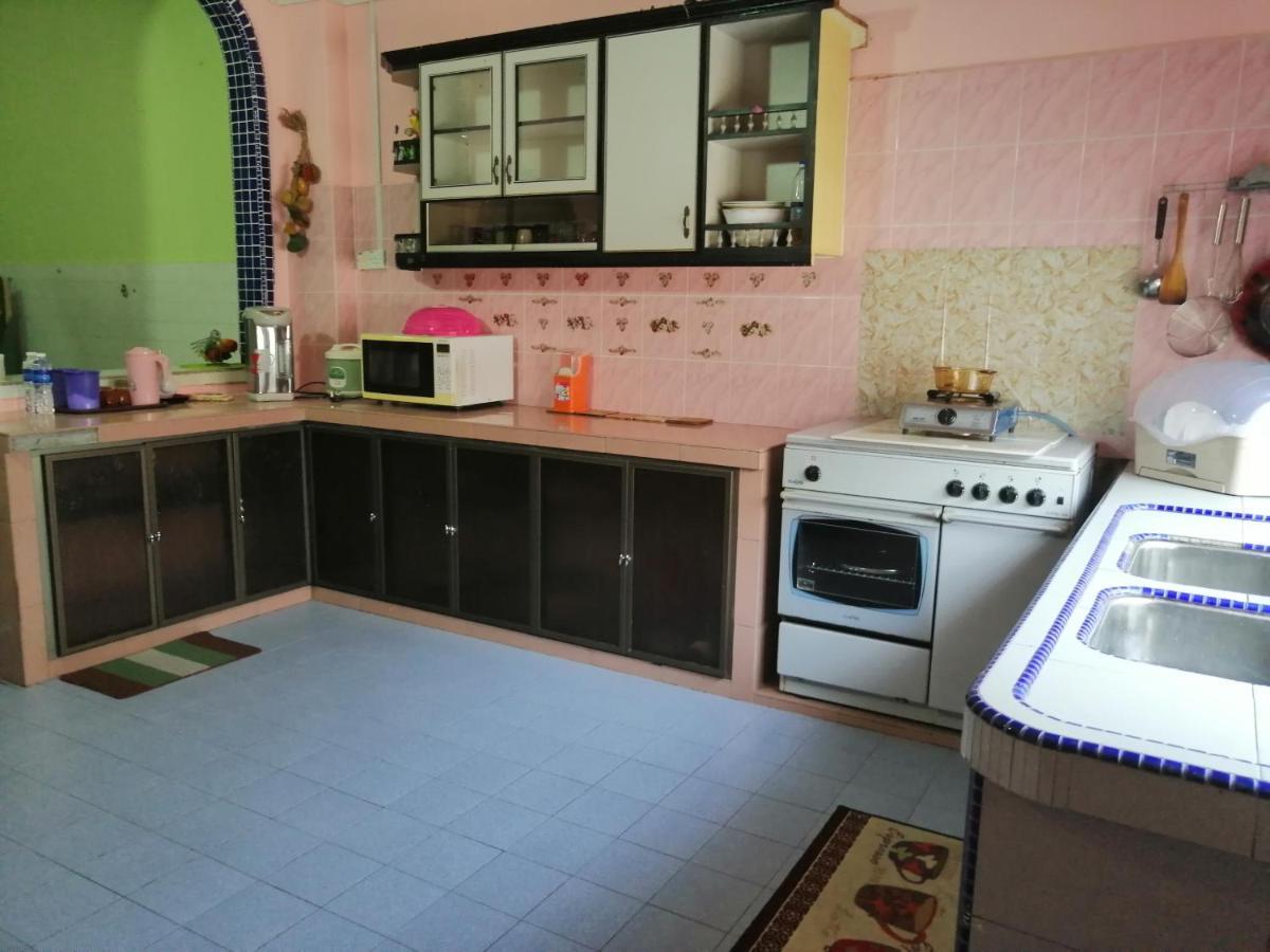 Kluang Barat Homestay מראה חיצוני תמונה