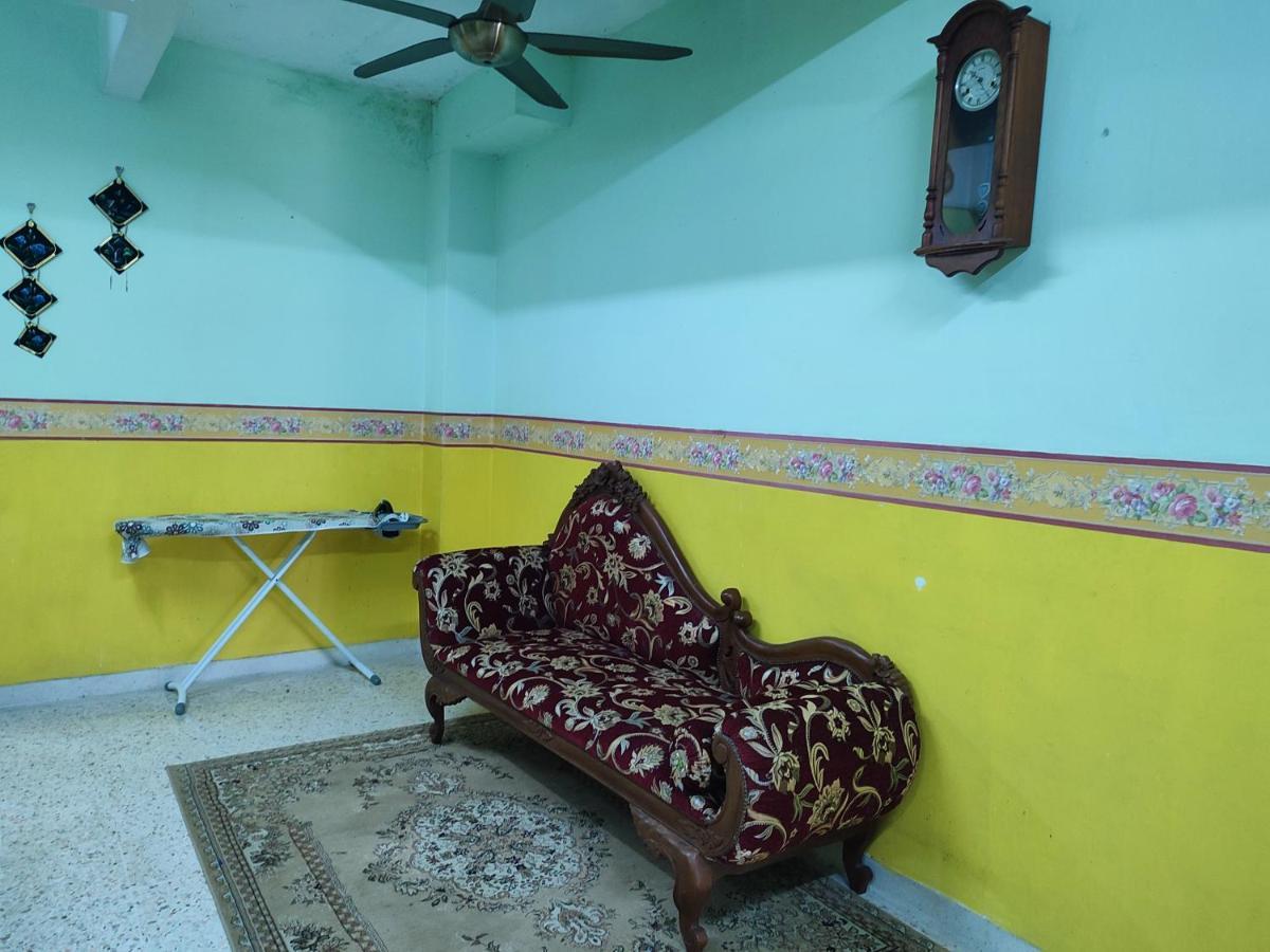 Kluang Barat Homestay מראה חיצוני תמונה